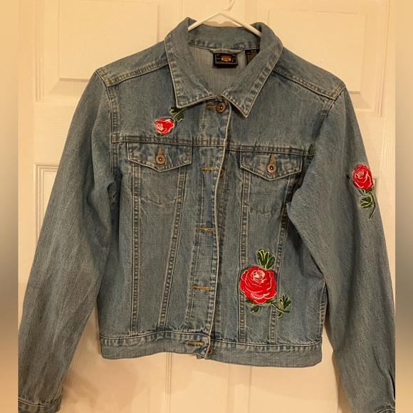 Jean jacket with embroidery - Picture 1 of 8